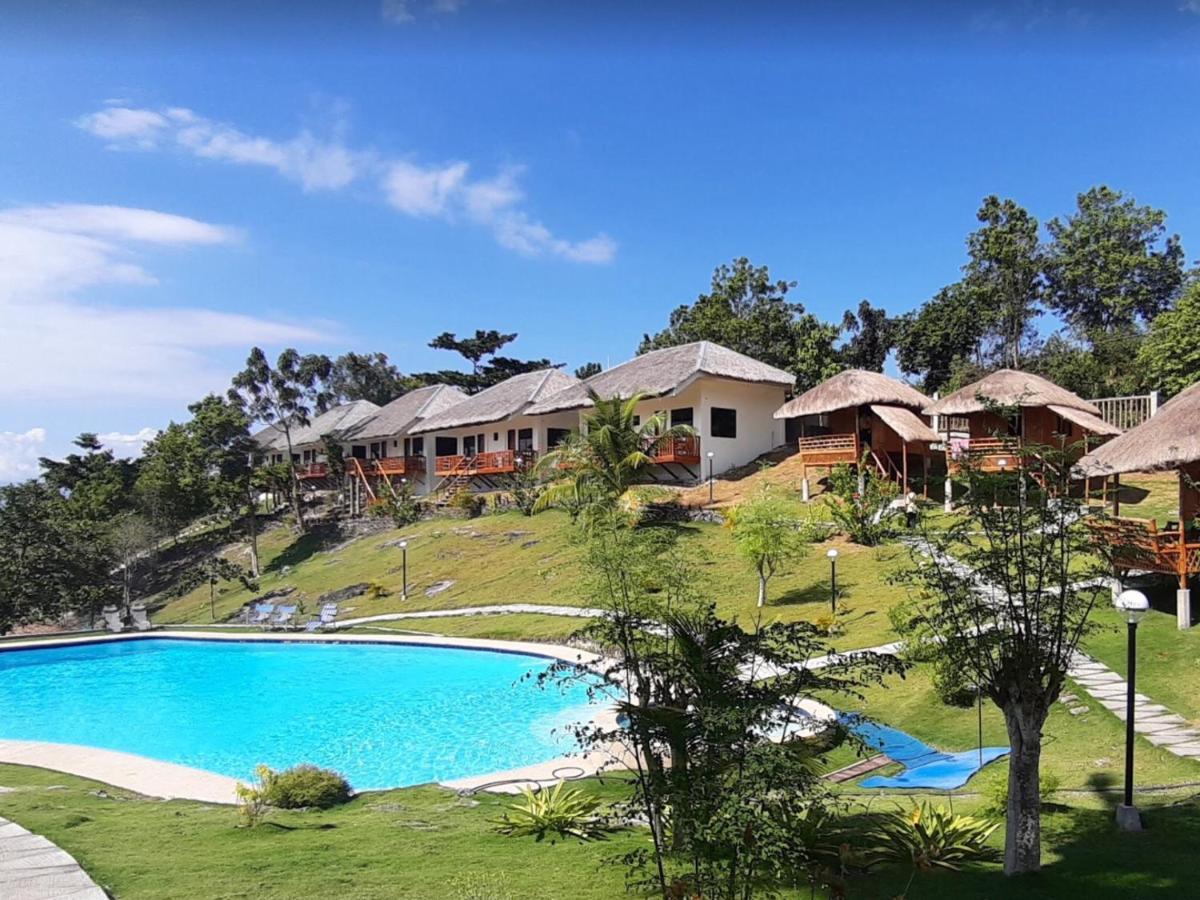 Cuestas Beach Resort And Restaurant Badian Dış mekan fotoğraf